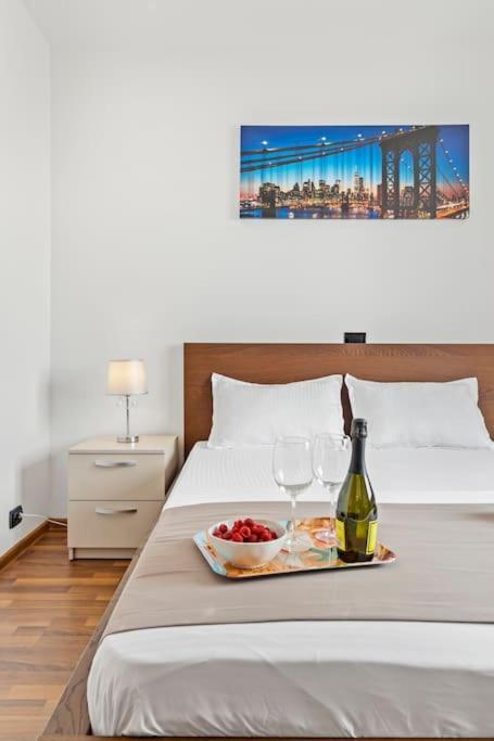 Bamboo Ultra Central Apartment Бухарест Екстер'єр фото